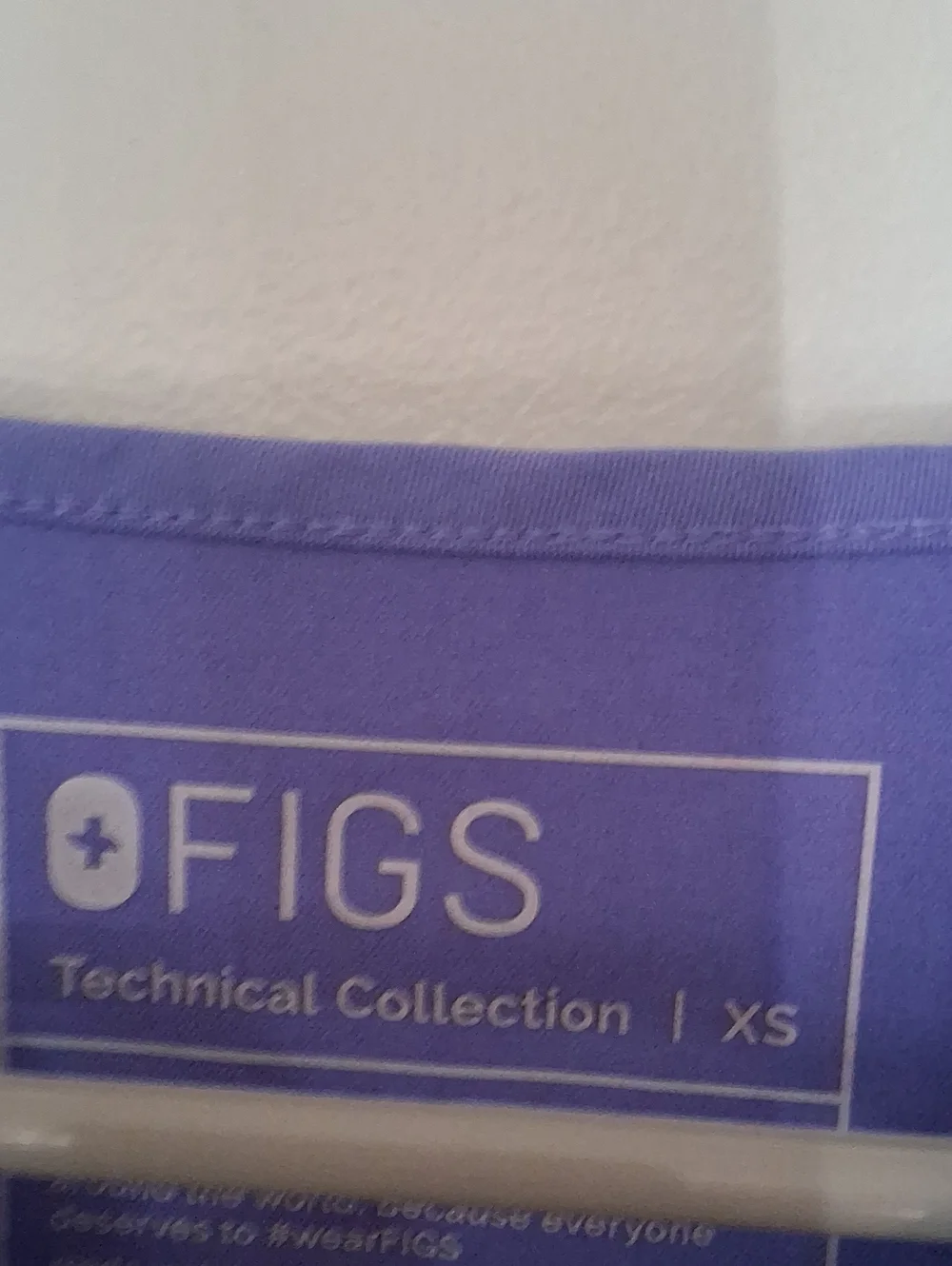 FIGS Womens Purple Scrub Top and Jogger Set